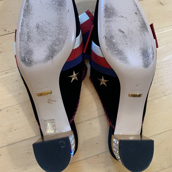 GUCCI Black velvet, web bow, bee/star mule, 40/10. PG - Picture 7 of 9